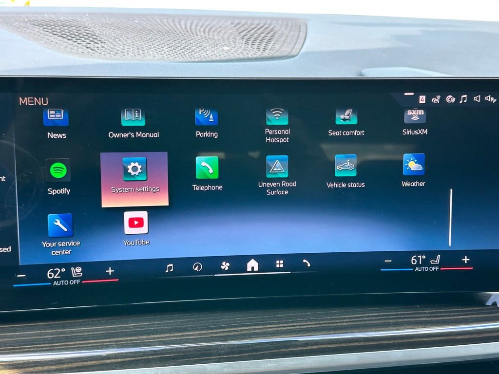 Used 2025 BMW X7 xDrive40i w/ Premium Package image 26