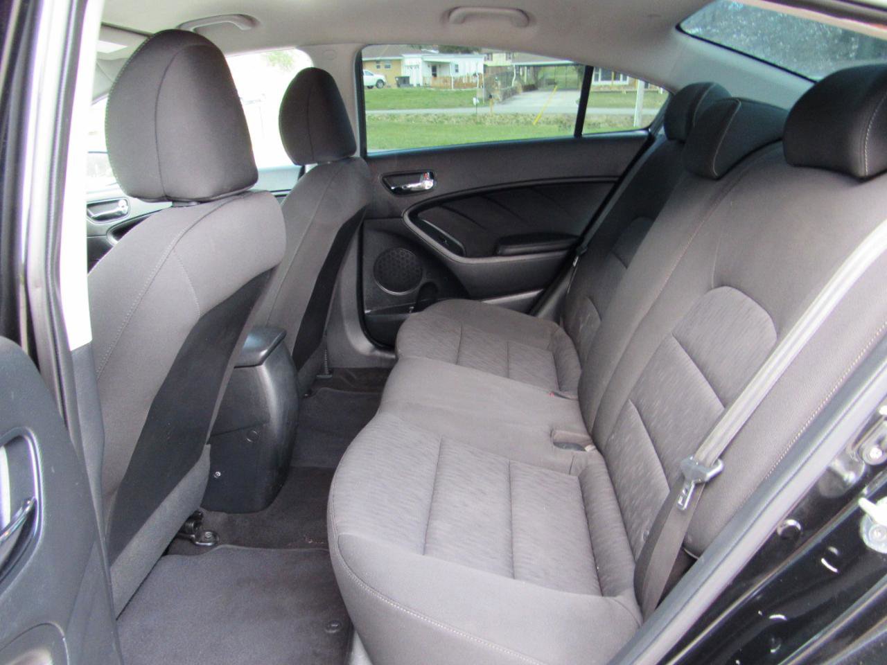 Used 2016 Kia Forte LX image 5