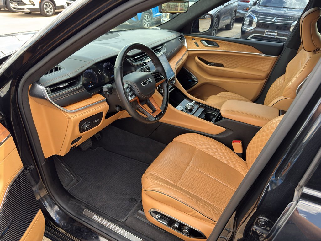 Used 2021 Jeep Grand Cherokee L Summit image 10