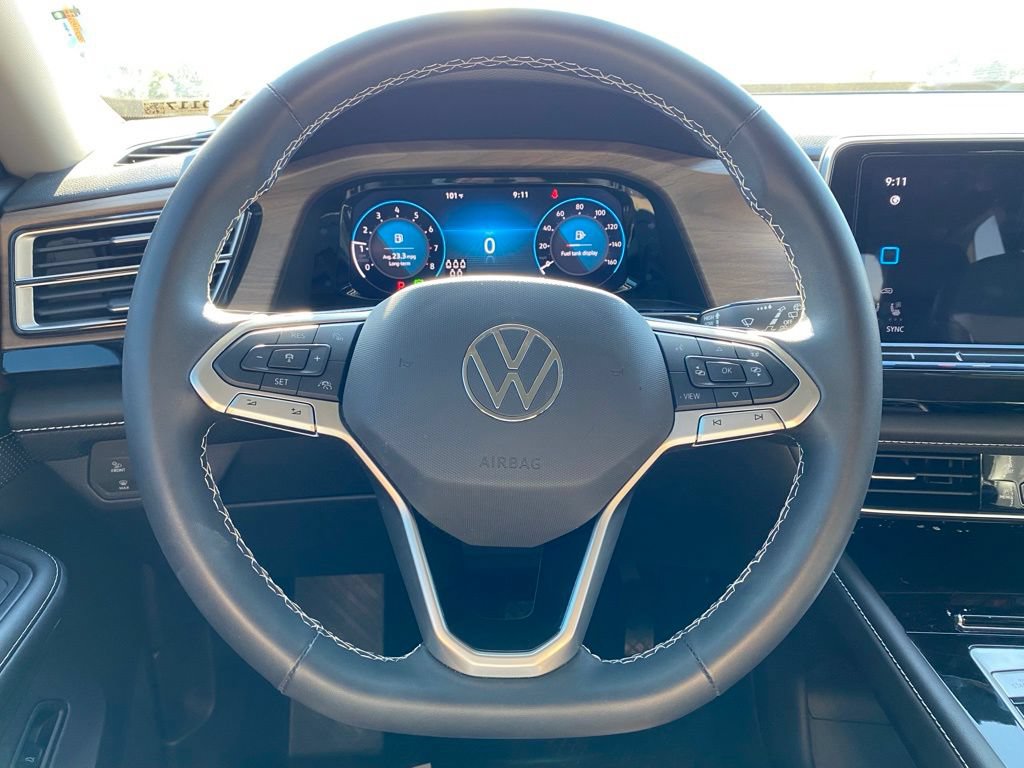 Used 2024 Volkswagen Atlas SE FWD image 10