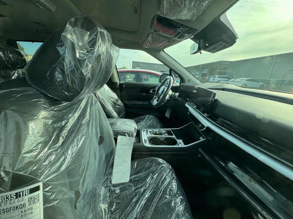 New 2026 Kia Carnival SX Prestige image 3