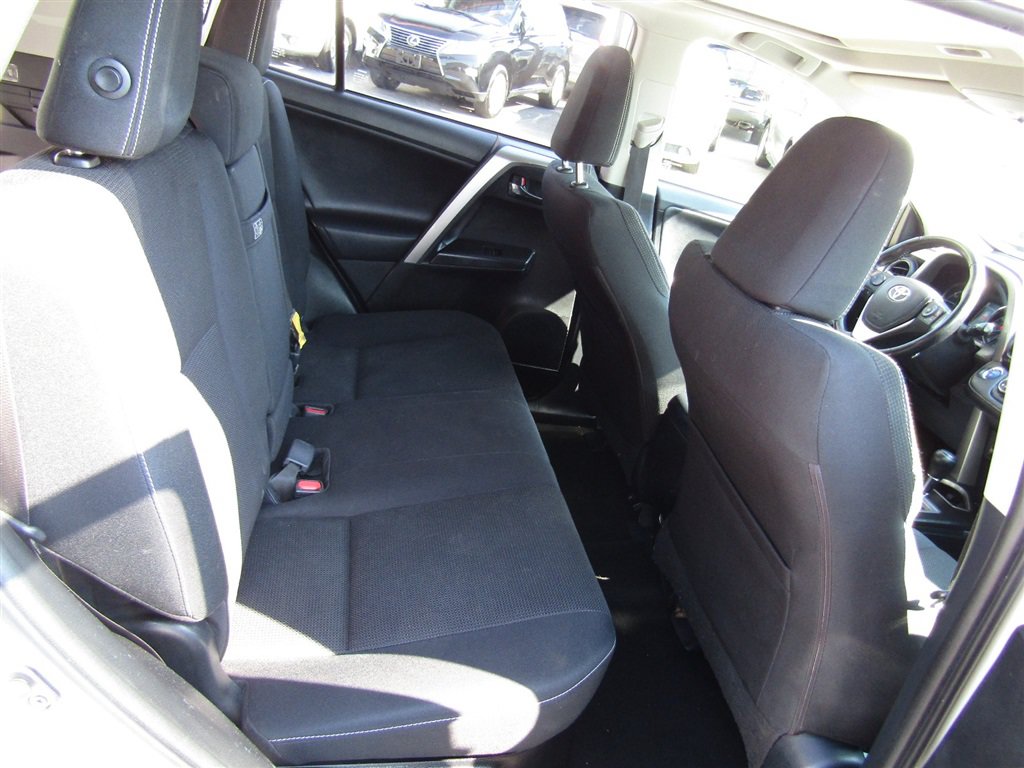 Used 2016 Toyota RAV4 XLE AWD/4WD image 21