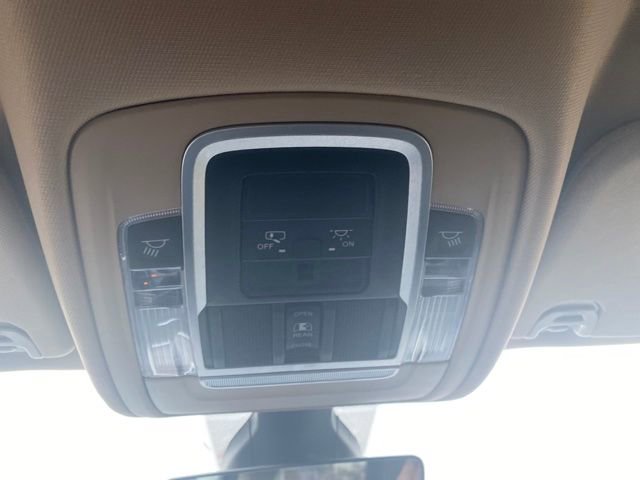 Used 2020 RAM 1500 Laramie w/ Off Road Group AWD/4WD image 24