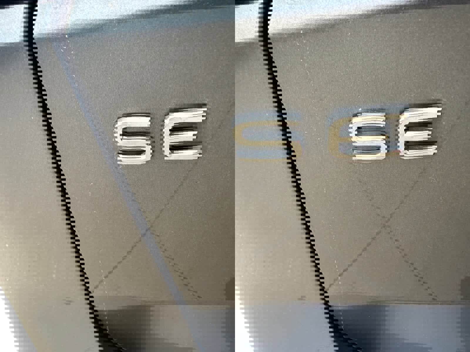 Certified 2025 Volkswagen Atlas SE image 6