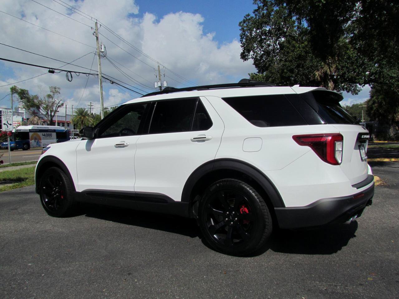 Used 2022 Ford Explorer ST w/ Equipment Group 401A AWD/4WD image 8
