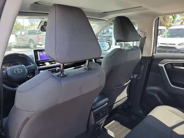 Used 2025 Toyota RAV4 XLE w/ Convenience Package FWD image 12