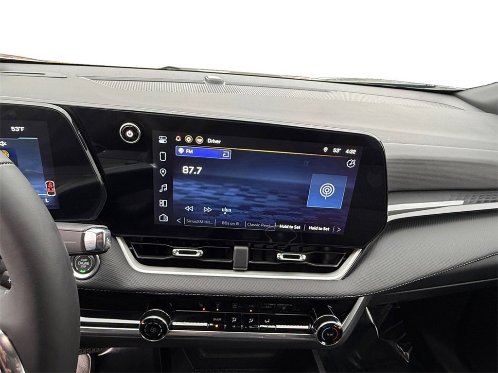 Used 2026 Chevrolet Equinox LT image 13