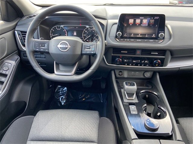 Used 2026 Nissan Rogue SV image 12