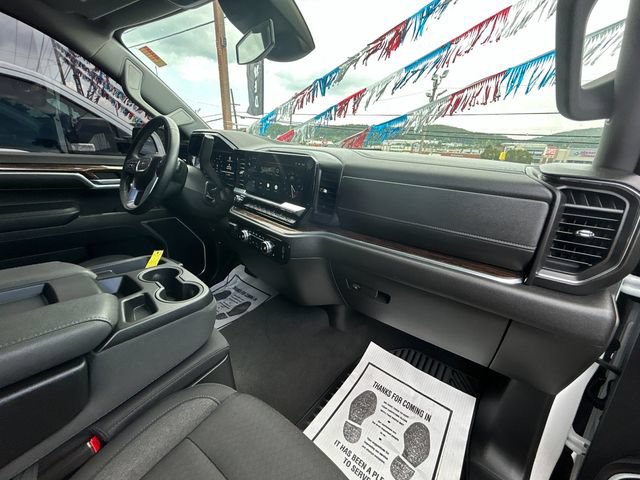 Used 2024 GMC Sierra 1500 Elevation w/ X31 Off-Road Package AWD/4WD image 18