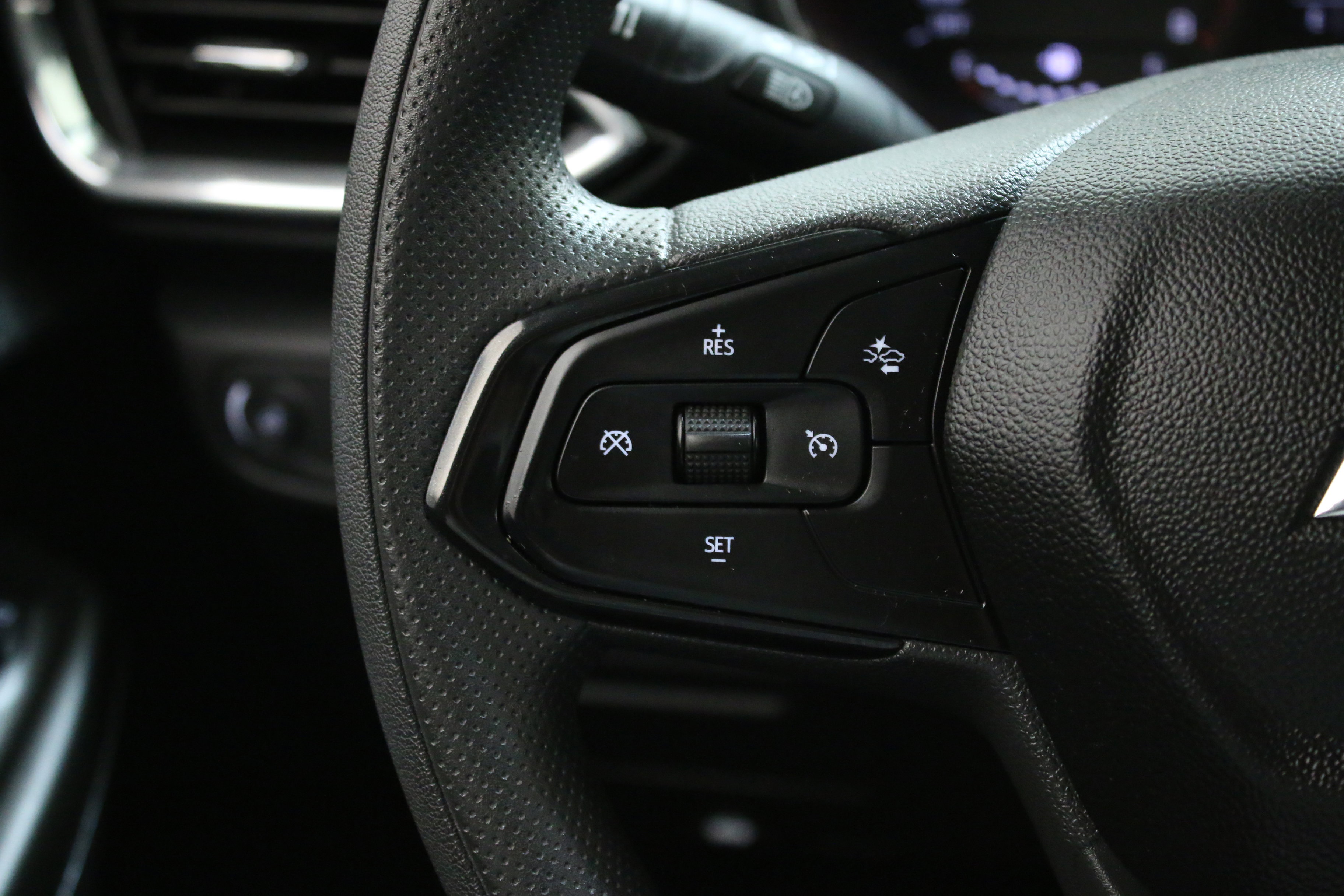 Used 2023 Chevrolet TrailBlazer LT w/ Convenience Package image 14