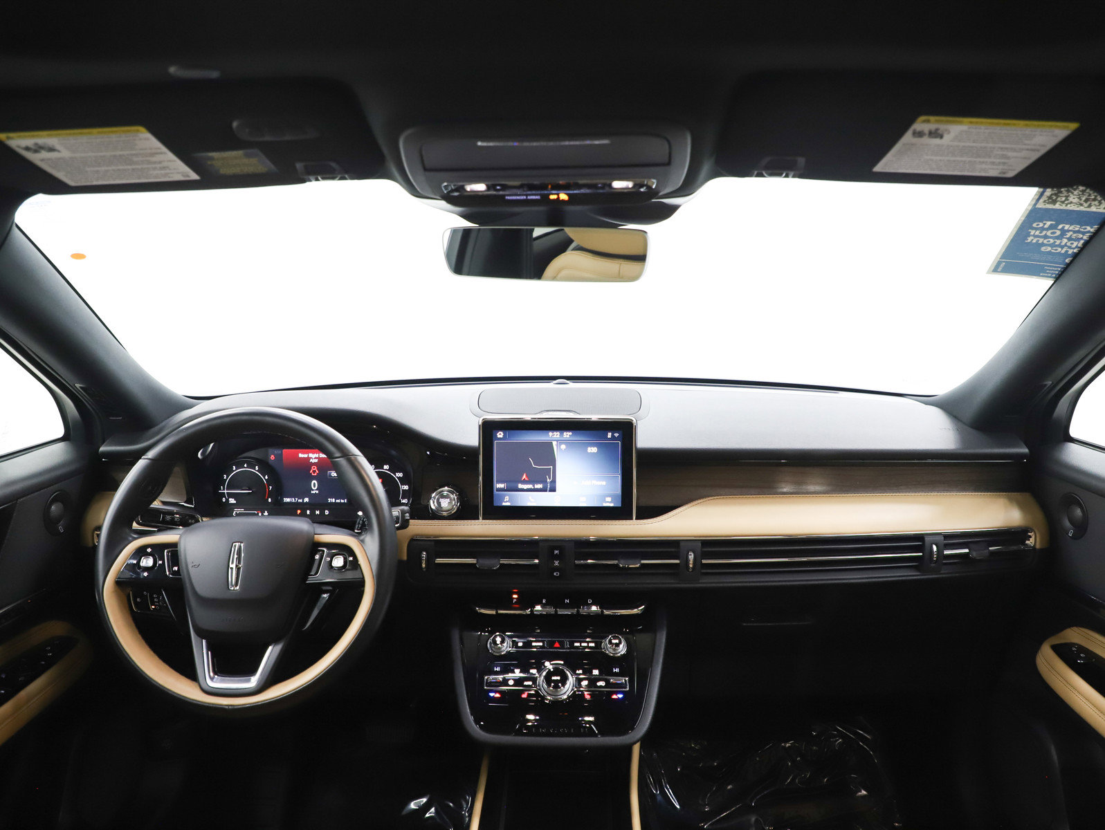 Used 2020 Lincoln Corsair Reserve image 13