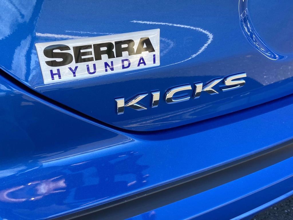 Used 2025 Nissan Kicks Play S image 10