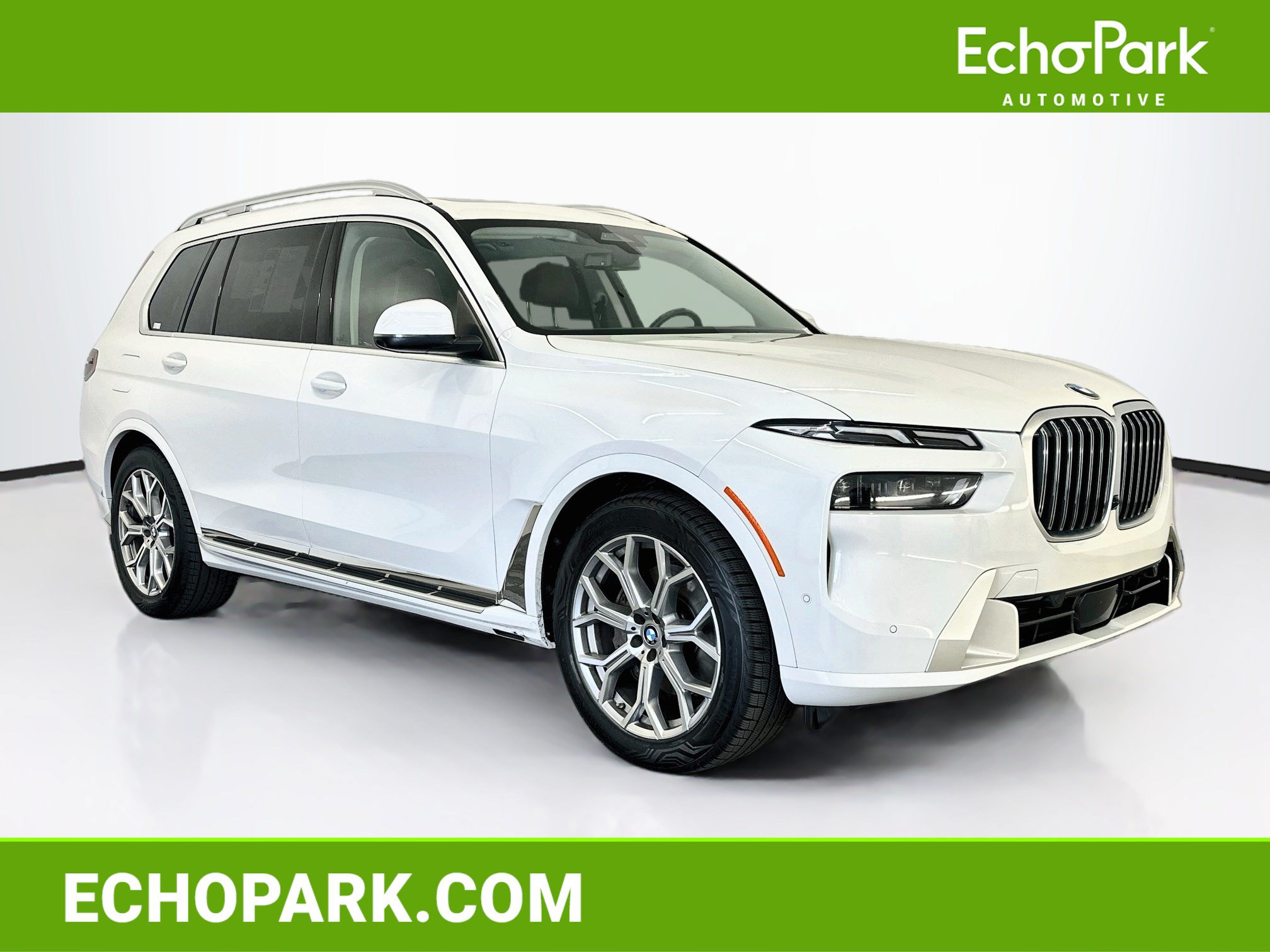 Used 2025 BMW X7 xDrive40i AWD/4WD image 1