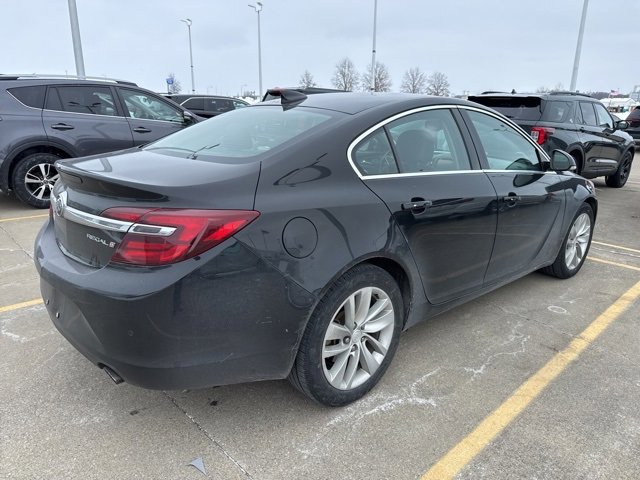 Used 2015 Buick Regal Premium w/ Experience Buick Package image 9