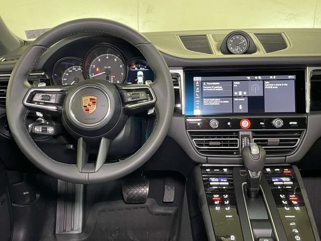 New 2026 Porsche Macan AWD/4WD image 25