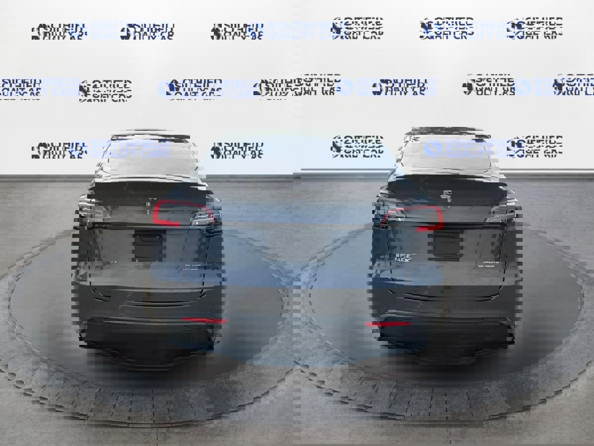 Used 2020 Tesla Model Y Long Range image 5