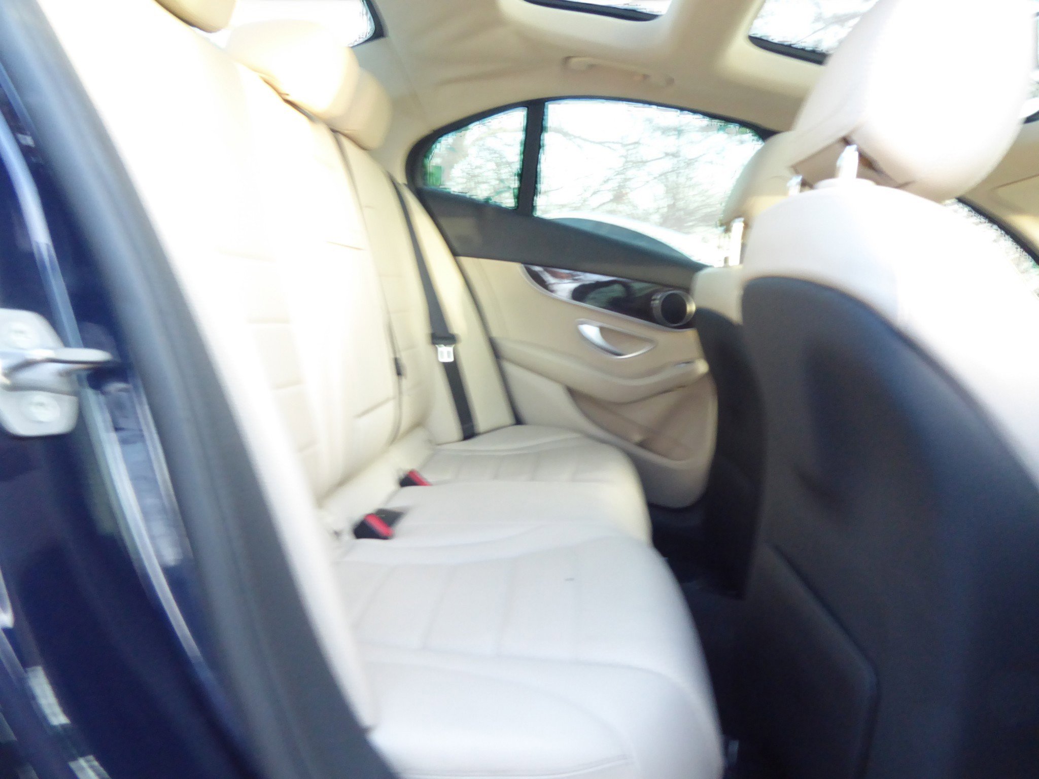 Used 2017 Mercedes-Benz C 300 4MATIC Sedan image 16