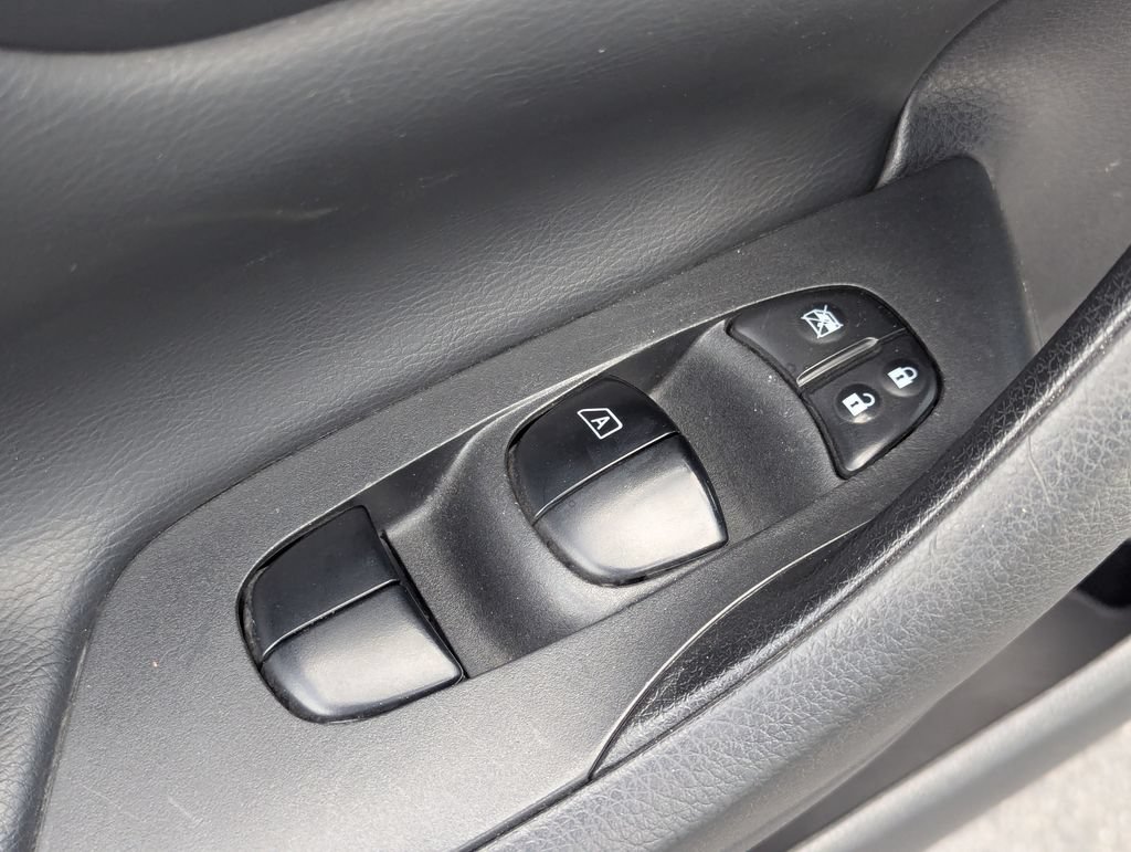 Used 2017 Nissan Altima 2.5 S w/ Power Driver Seat Package FWD image 26