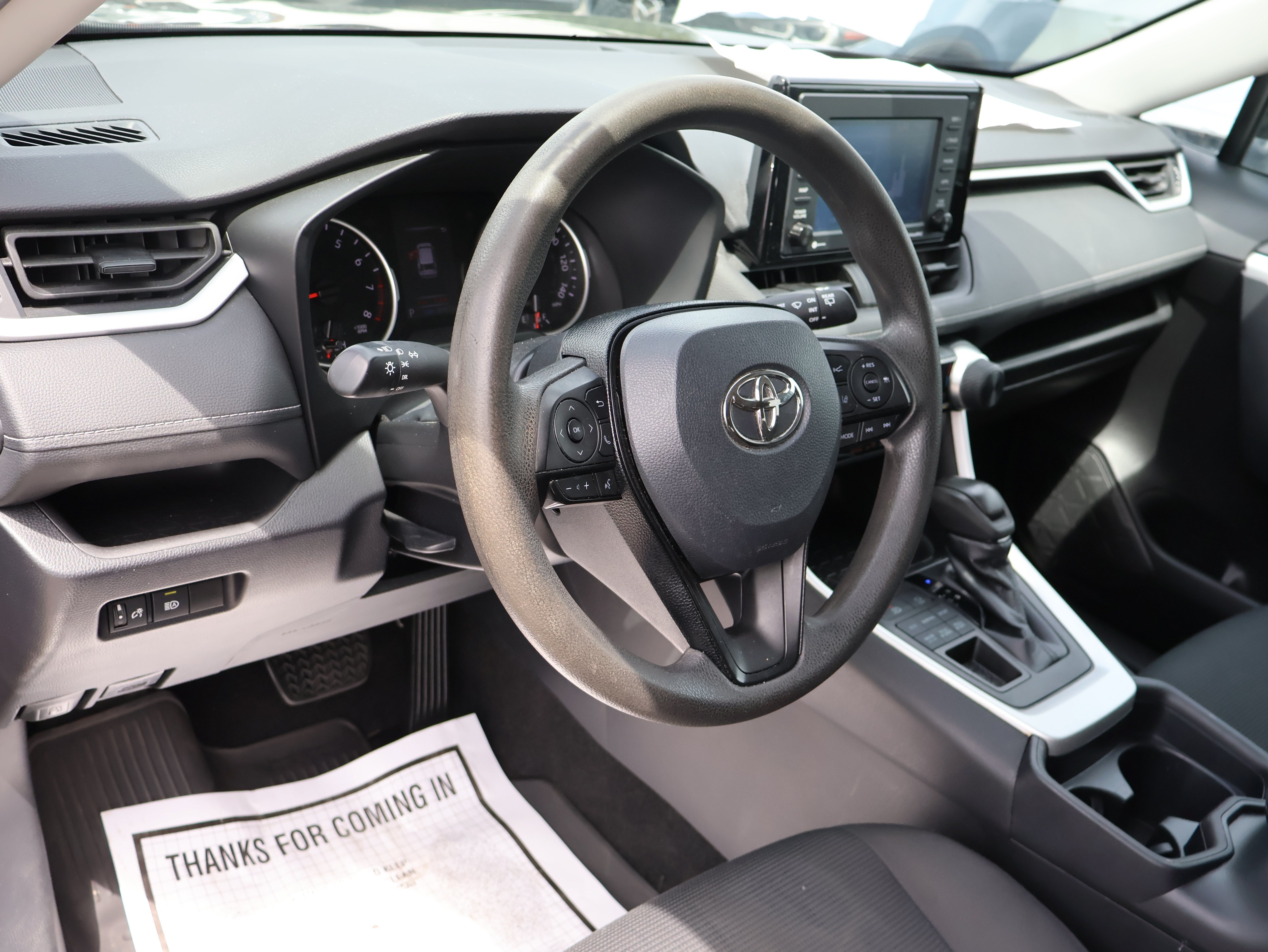 Used 2020 Toyota RAV4 LE AWD/4WD image 15