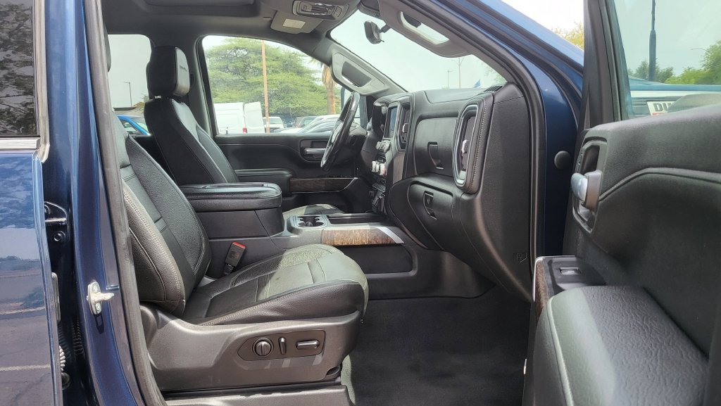 Used 2020 GMC Sierra 2500 Denali w/ Denali Ultimate Package AWD/4WD image 18