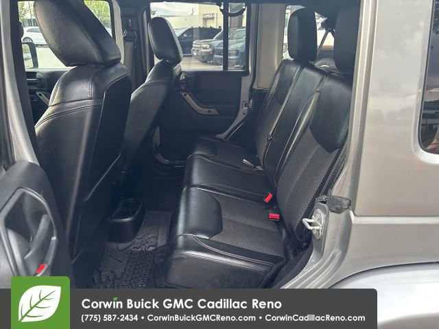 Used 2017 Jeep Wrangler Unlimited Sahara AWD/4WD image 12