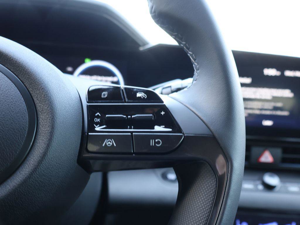 New 2026 Hyundai Elantra Sport image 29