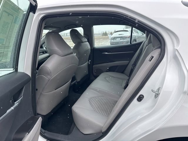 Used 2023 Toyota Camry SE image 31