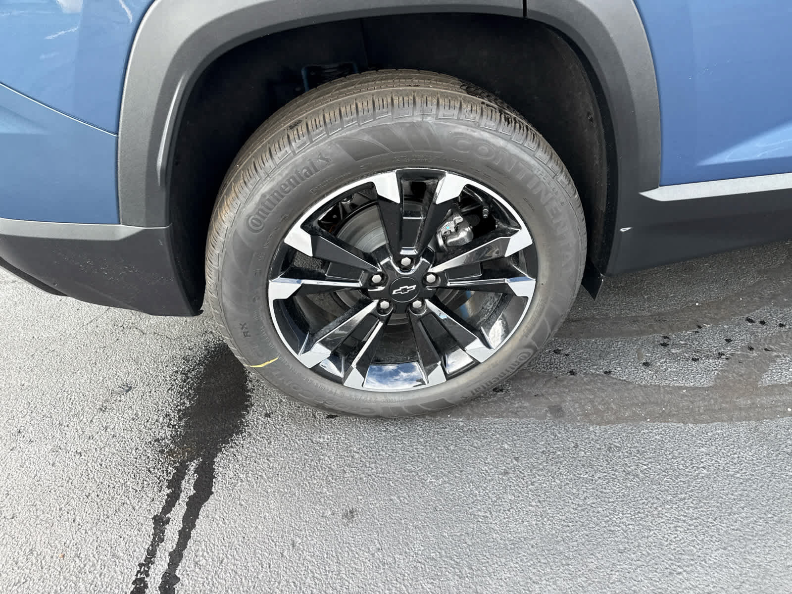 New 2027 Chevrolet Equinox RS w/ Safety and Technology Package AWD/4WD image 11