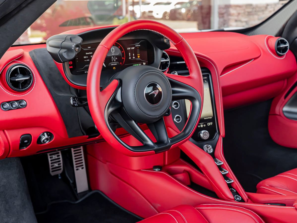 Used 2024 McLaren 750S Spider image 19