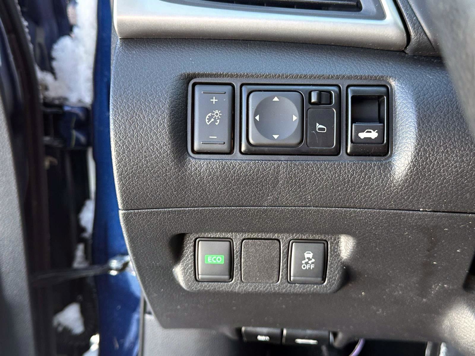 Used 2019 Nissan Sentra SV w/ Special Edition Package image 19