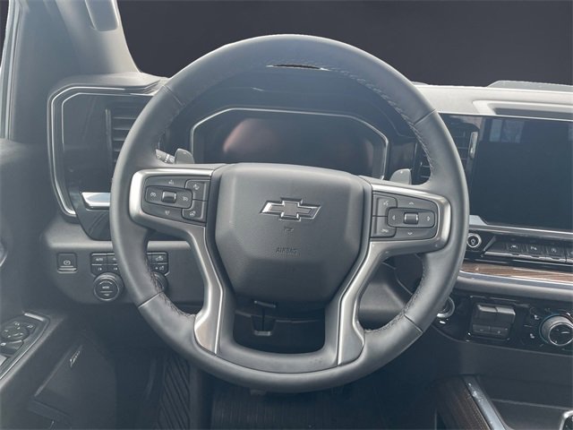 Used 2024 Chevrolet Silverado 1500 LT Trail Boss w/ LT Trail Boss Premium Package image 12