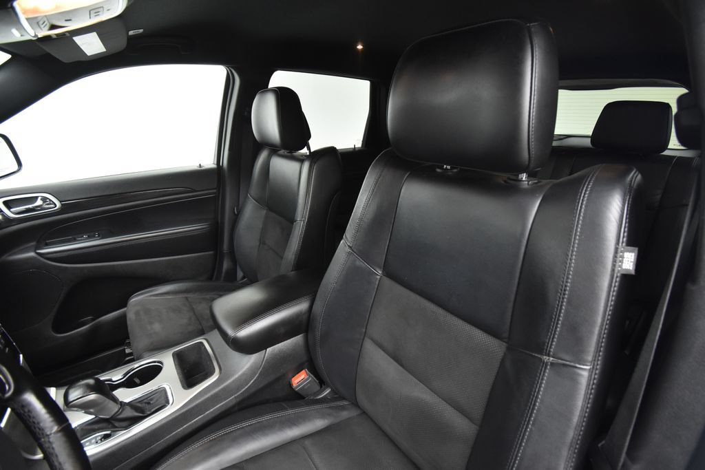 Used 2021 Jeep Grand Cherokee Laredo X AWD/4WD image 19
