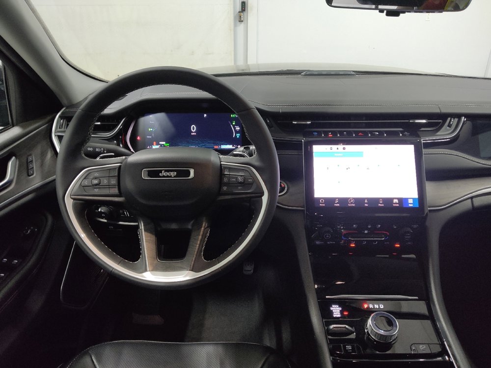 Used 2022 Jeep Grand Cherokee Limited 4xe w/ Luxury Tech Group II AWD/4WD image 22