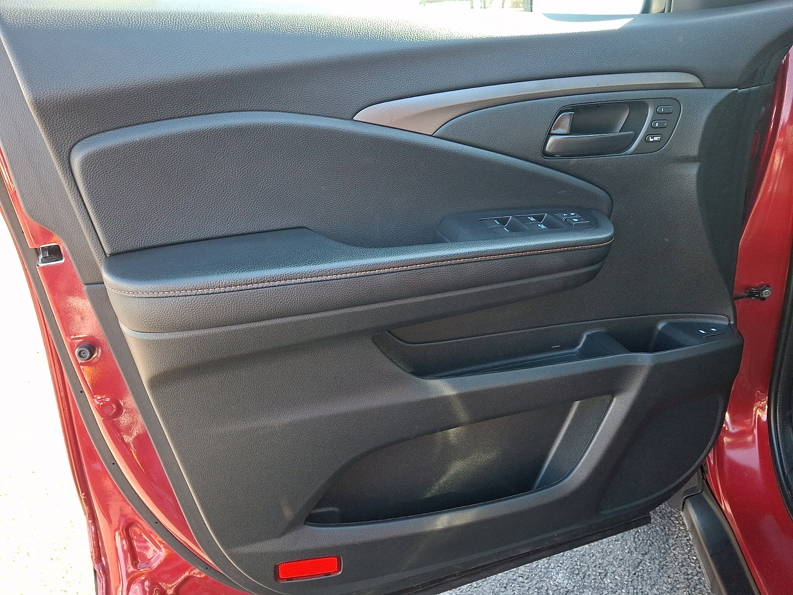 Used 2022 Honda Passport TrailSport image 12