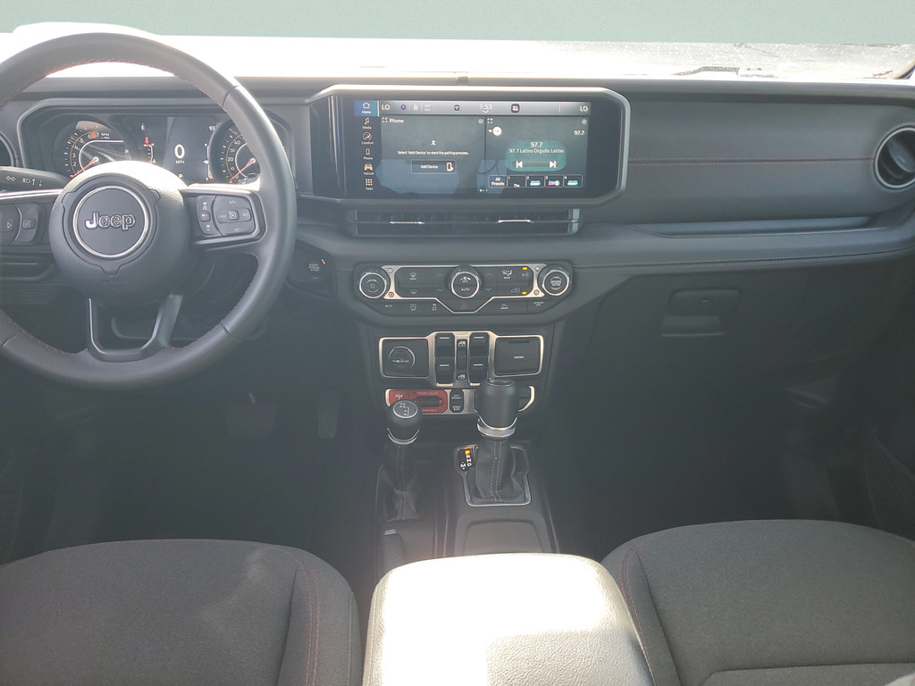 Used 2024 Jeep Wrangler Unlimited Rubicon AWD/4WD image 11