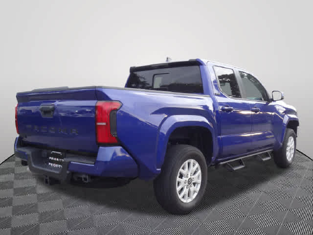 Used 2024 Toyota Tacoma SR5 AWD/4WD image 3