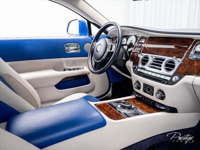Used 2017 Rolls-Royce Wraith RWD image 39