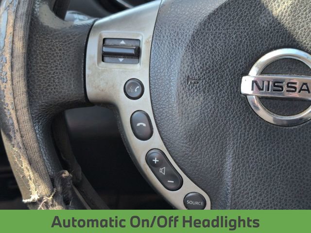 Used 2011 Nissan Rogue SV w/ Premium Pkg image 18