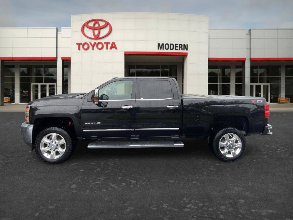 Used 2019 Chevrolet Silverado 2500 LTZ w/ Duramax Plus Package AWD/4WD image 8