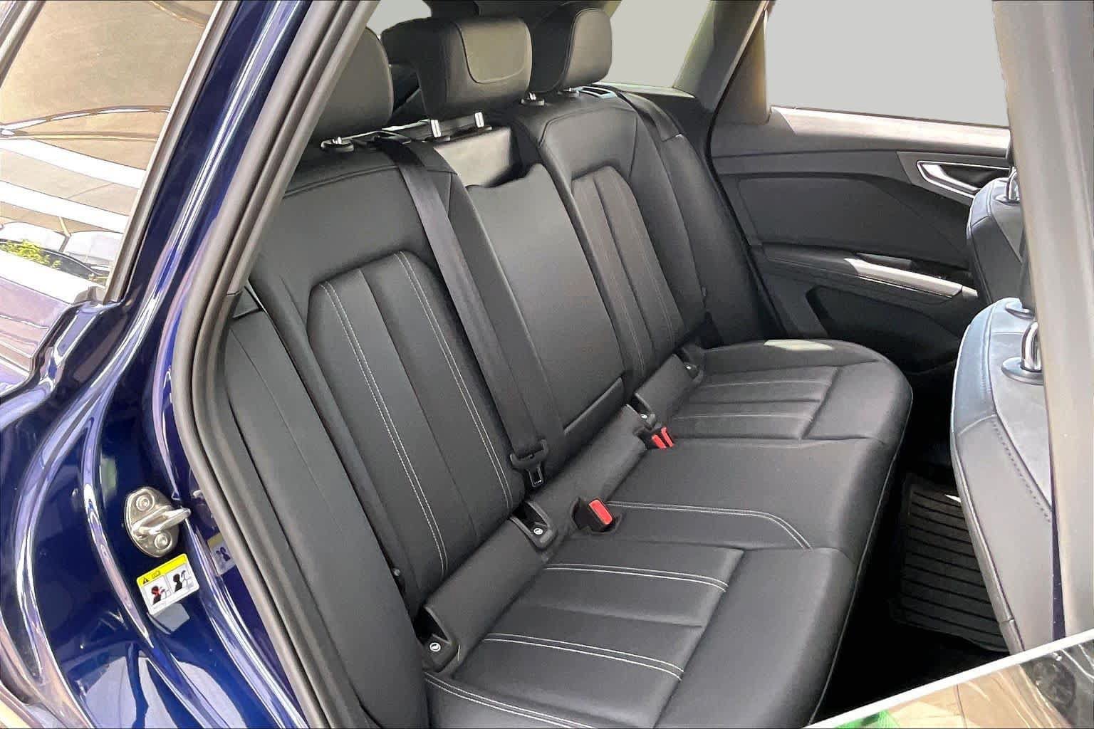 Used 2023 Audi Q4 e-tron Premium Plus w/ Premium Plus RWD image 18