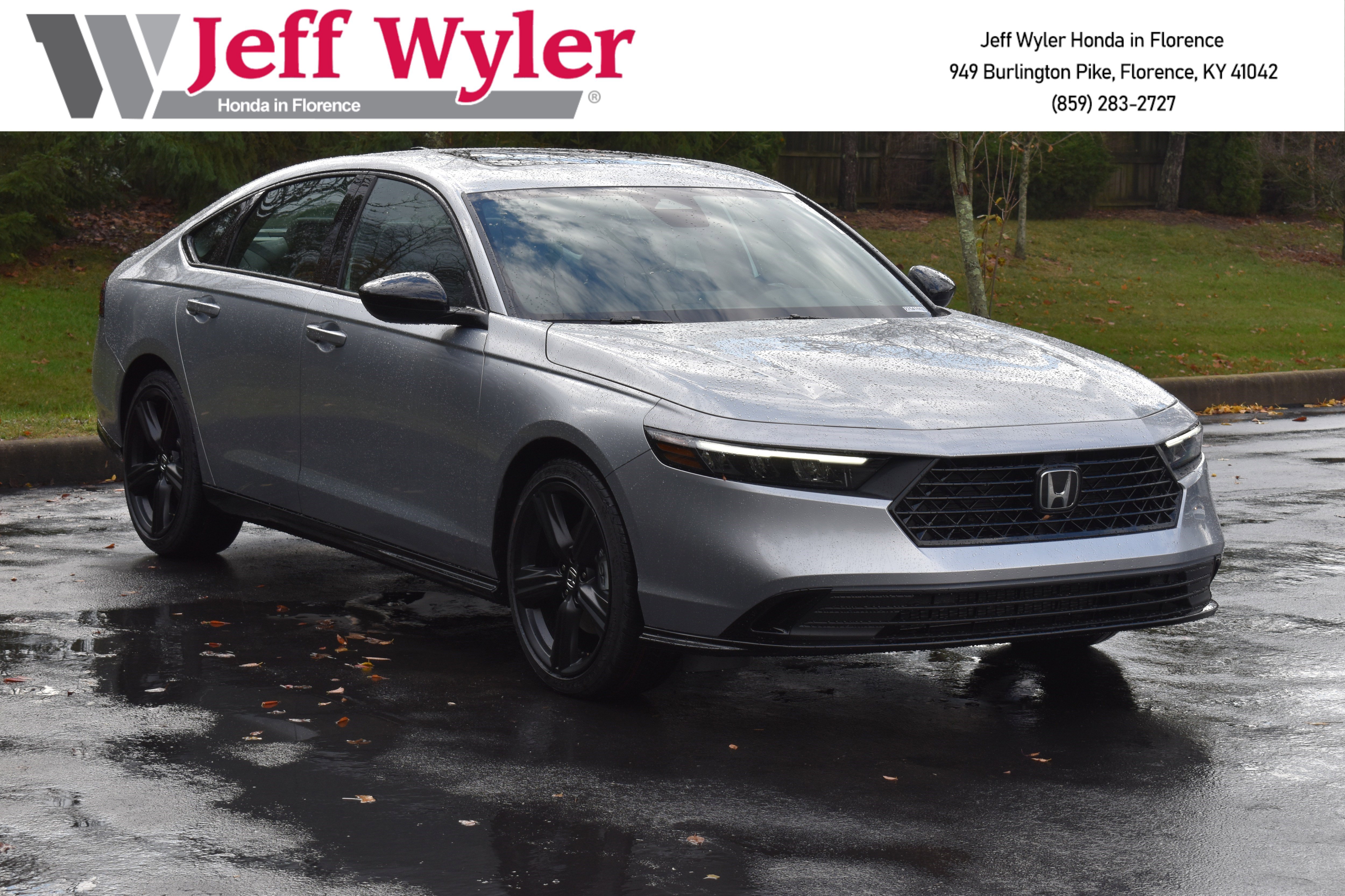 Used 2025 Honda Accord Sport image 1