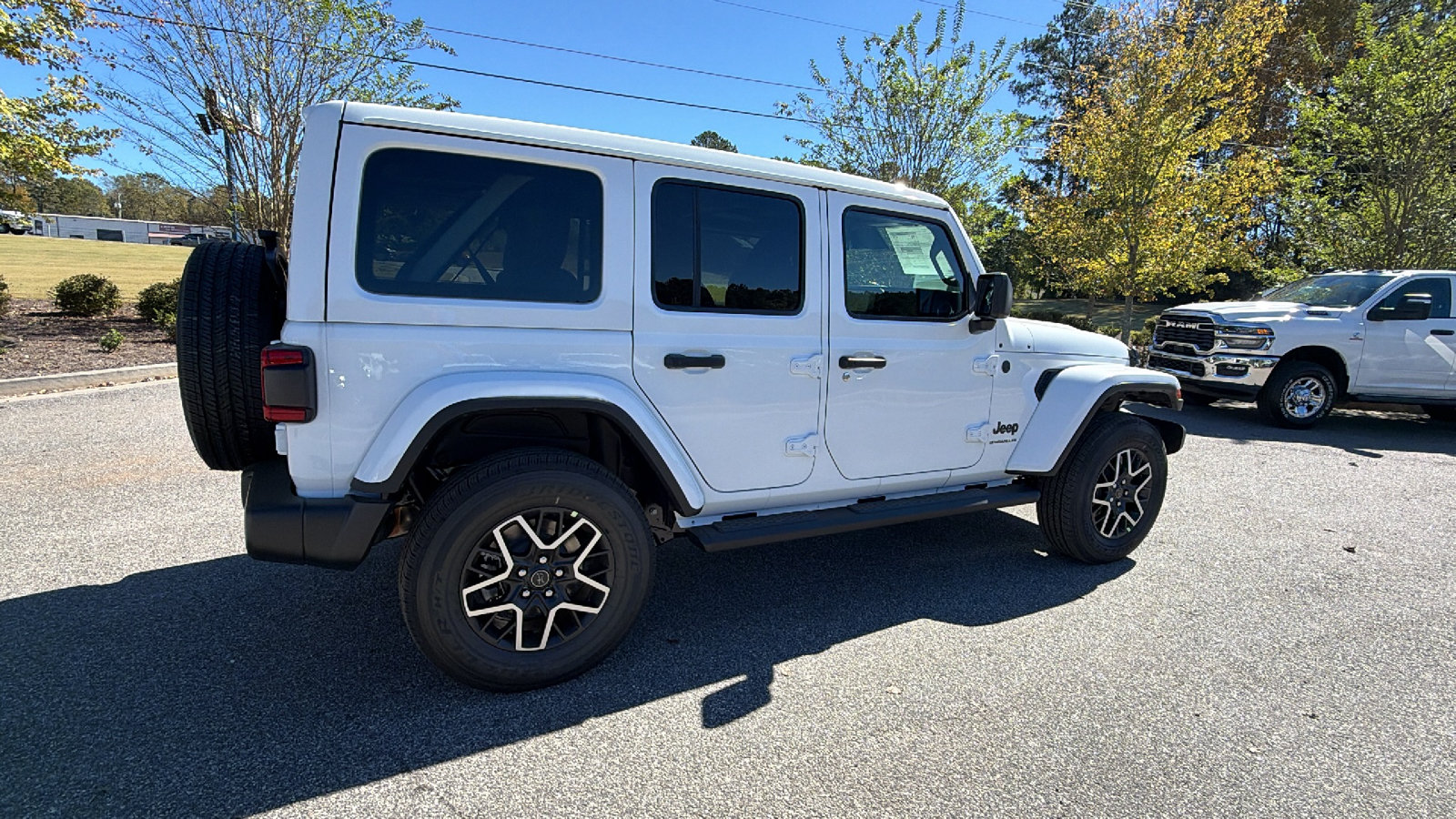New 2027 Jeep Wrangler Unlimited Sahara AWD/4WD image 8