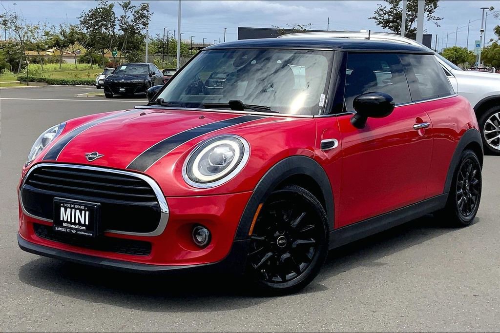 Used 2020 MINI Cooper 2-Door Hardtop FWD image 2