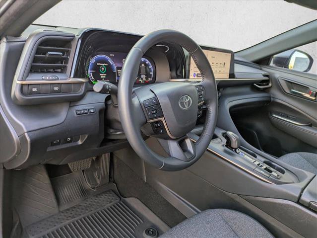 Certified 2023 Toyota Crown XLE image 10