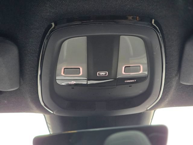 Used 2021 Polestar Polestar 2 w/ Performance Package AWD/4WD image 32