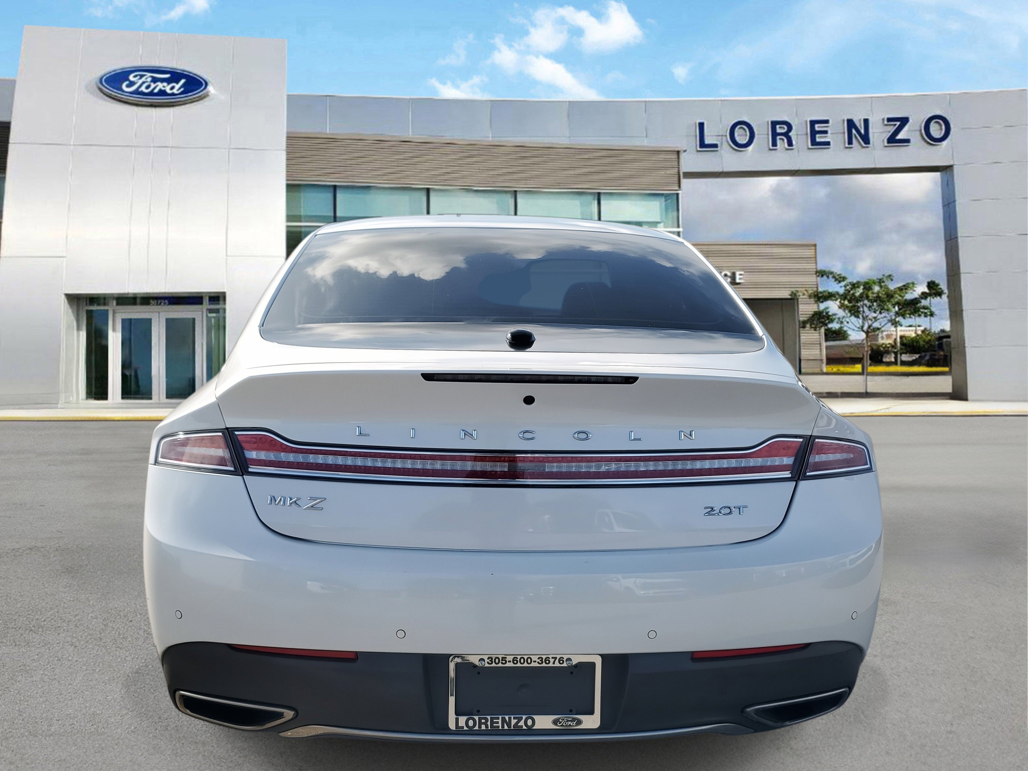 Used 2020 Lincoln MKZ image 6