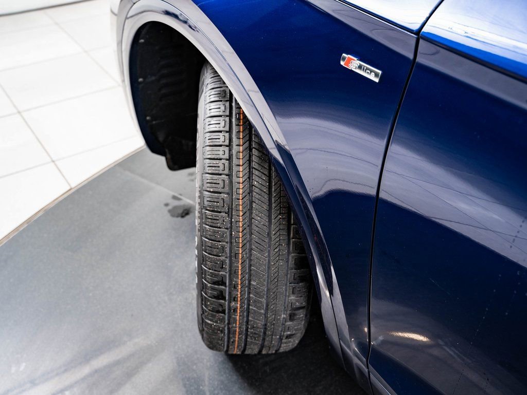 Used 2022 Audi Q5 2.0T Premium w/ Convenience Package image 48