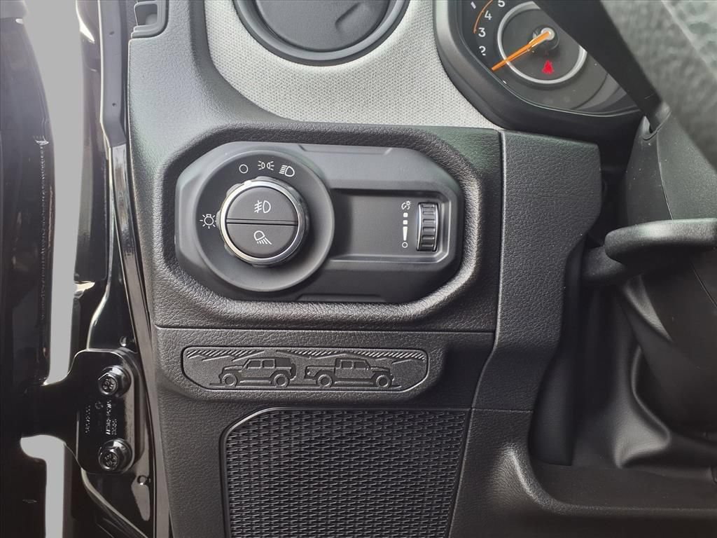 New 2026 Jeep Gladiator Sport AWD/4WD image 18