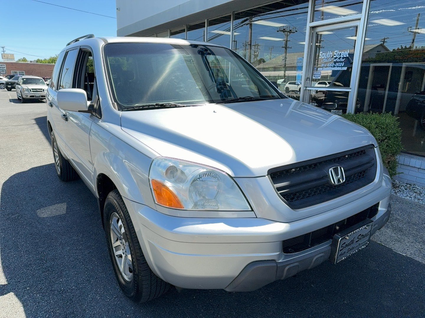 Used 2005 Honda Pilot EX-L image 2