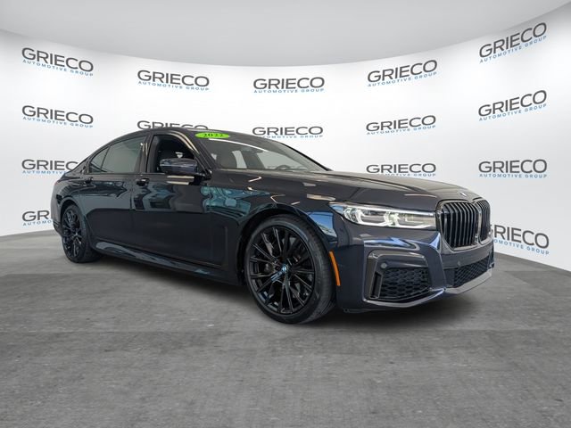 Used 2022 BMW 740i w/ M Sport Package image 1